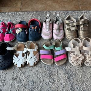 Lot of girls shoes size 5/6 Toddler
